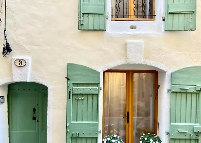 Authentic Cottage In Historic Pezenas